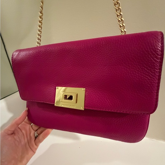 Michael Kors Handbags - Michael Kors Fuchsia Leather Shoulder Bag with Gold Chain